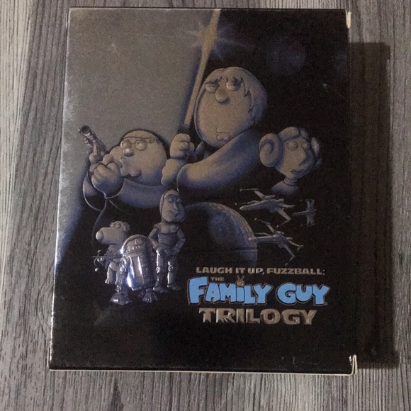 Laugh it up Fuzzball Family Guy Trilogy Blu-ray - Picture 2 of 5